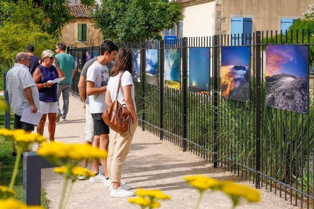 Taote - Studio Avec Terrasse Au Coeur De Ville Brignoles Exterior foto
